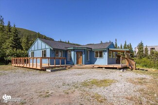 16744 Nickleen St, Anchorage, AK 99516