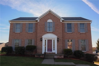 616 MacAssar Dr, Pittsburgh, PA 15236