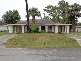 1700 Ridgewood Ln, Sanford, FL 32773