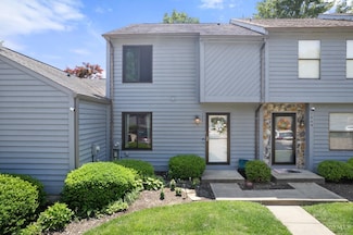 1051 Crisfield Dr, Cincinnati, OH 45245