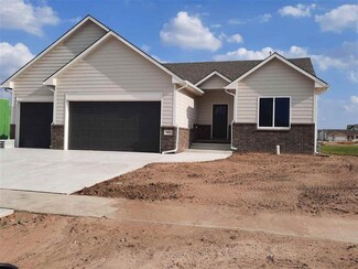 10527 W Wilkinson St, Maize, KS 67101