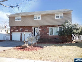 105 Orange St, Englewood, NJ 07631