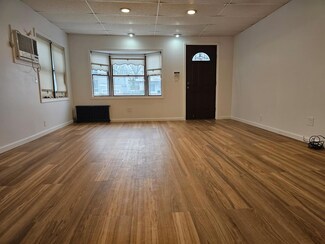 81-43 169th St, Jamaica, NY 11432