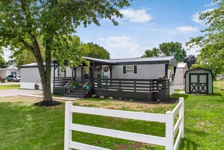 81 Skyline Dr, Ashville, OH 43103