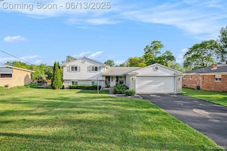 3255 School House Dr, Waterford Township, MI 48329