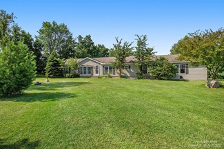 8234 Coon Lake Rd, Gregory, MI 48137