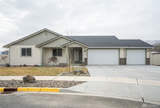137 Sarah Dr, Wenatchee, WA 98801