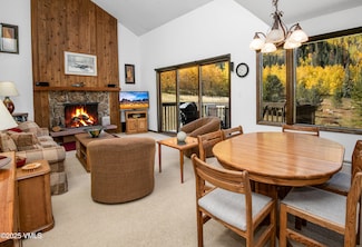 4516 Meadow Dr Unit 807, Vail, CO 81657