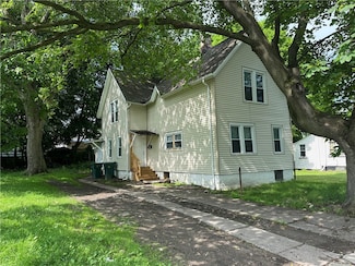 25 Lewis St, Rochester, NY 14605