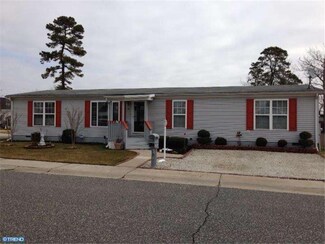 15 Rosewood Ln, Mays Landing, NJ 08330