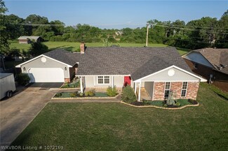 5101 S 94th St, Fort Smith, AR 72903