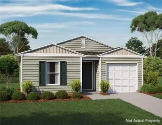56 Genoa Cir, Commercial Point, OH 43116