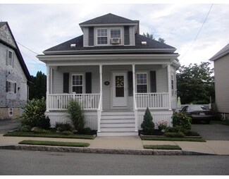72 Topham St, New Bedford, MA 02746