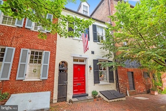 103 Prince St, Alexandria, VA 22314