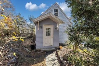 67 Hautevale St, Roslindale, MA 02131