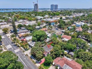 624 51st St, West Palm Beach, FL 33407