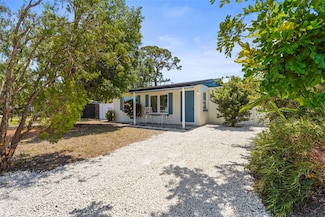 2720 Trinidad St, Sarasota, FL 34231