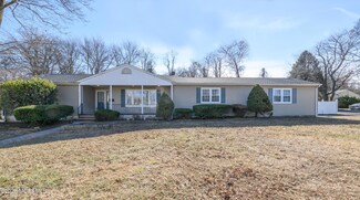 478 N Fox Ave, Belford, NJ 07718