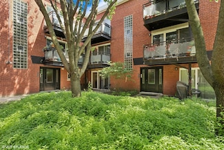 6427 N Damen Ave Unit 1E, Chicago, IL 60645