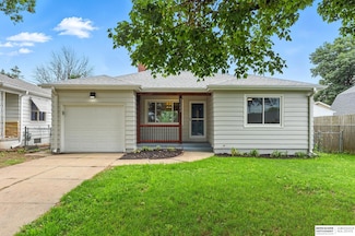 3223 S 43rd St, Omaha, NE 68105