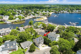 1427 Summit Ave, Toms River, NJ 08753