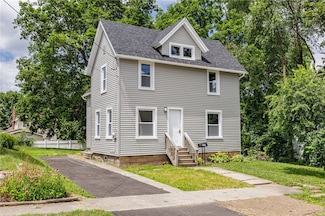 220 Norton St, Newark, NY 14513