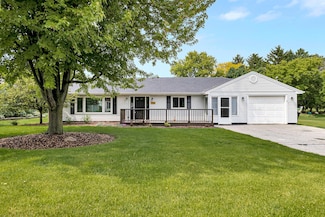 712 Armstrong Ave, Sheboygan, WI 53083