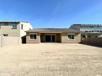8723 W Vista Ave, Glendale, AZ 85305