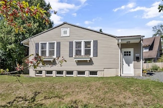 108 Ithaca Rd, Ithaca, NY 14850