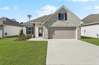 11305 Clover Knoll Dr, Covington, LA 70433