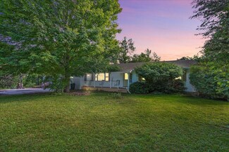 10001 Whitten St NE, Rockford, MI 49341