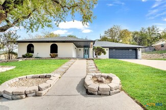 809 Woodside Dr, Harker Heights, TX 76548