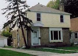 4209 W Luscher Ave, Milwaukee, WI 53209