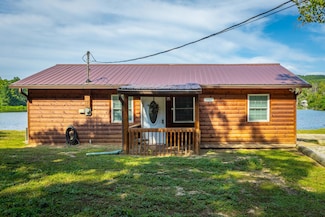 1360 Peggy Ln, Tunnel Hill, GA 30755