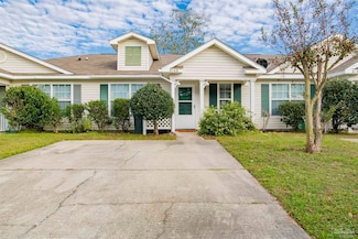 8140 Heirloom Dr, Pensacola, FL 32514