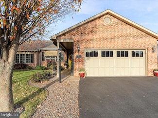 253 Justine Dr, Chambersburg, PA 17201