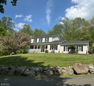 982 Iron Bridge Rd, Asbury, NJ 08802
