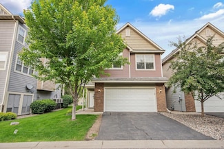 12284 River Valley Dr, Burnsville, MN 55337