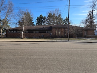 502 E Division St, Eagle River, WI 54521