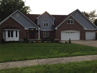 202 Yorkshire Blvd W, Indianapolis, IN 46229