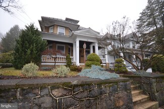 19 E Plainfield Ave, Pen Argyl, PA 18072