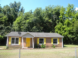 390 E Torbush St, Salisbury, NC 28144