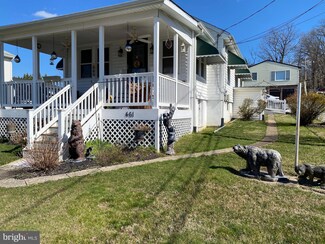 461 Oakton Rd, Odenton, MD 21113