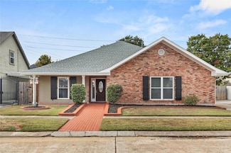 3505 Lake Trail Dr, Kenner, LA 70065
