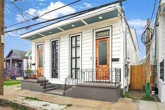 2321 Terpsichore St, New Orleans, LA 70113