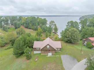 95 S Apache Trail, Zwolle, LA 71486