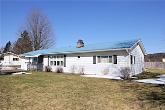 5239 English Ave, Hamilton, NY 13346