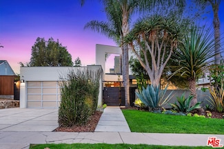 5718 W 75th St, Los Angeles, CA 90045