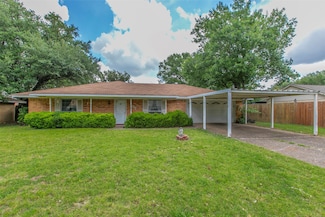 1002 Briarwood St, Mexia, TX 76667