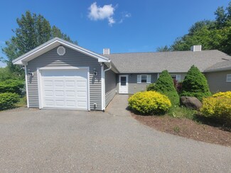 81 River Village Dr, Milford, ME 04461